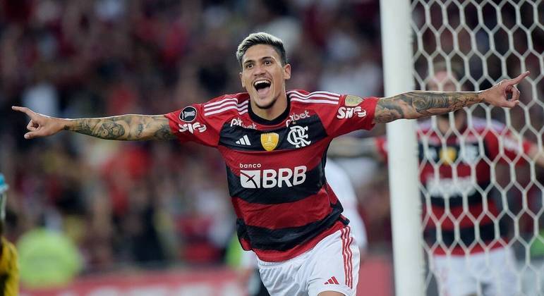 Pedro faz dois e Flamengo vence Ñublense pela Libertadores na estreia de Sampaoli