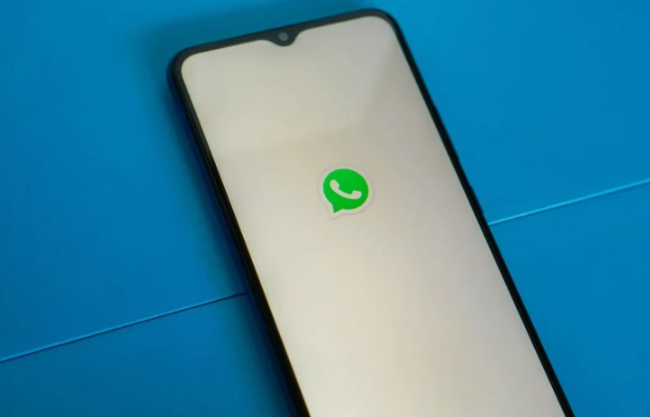 Recurso que permite usar WhatsApp em 5 celulares pode ser perigoso