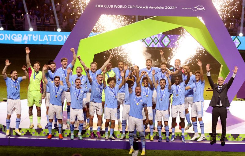 Manchester City goleia o Fluminense e é campeão do Mundial de Clubes