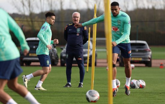 Treinador Dorival Júnior estreia na Seleção Brasileira em amistoso em Wembley