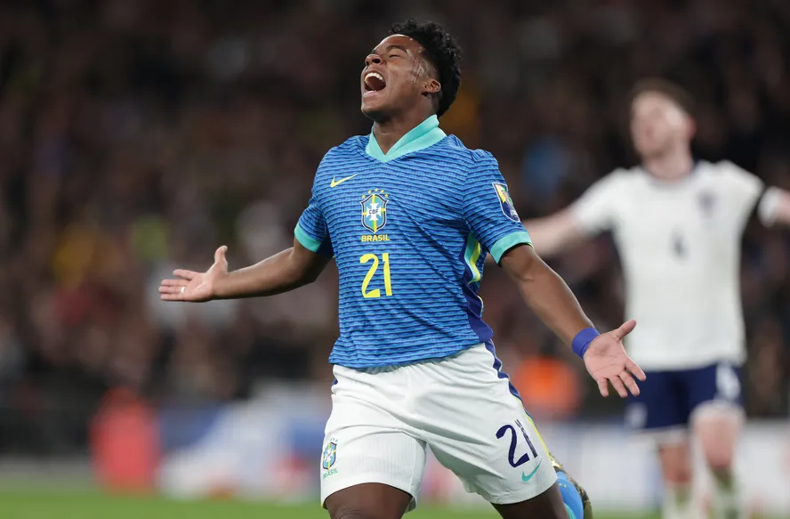 Brasil vence Inglaterra em Wembley com gol de Endrick na estreia de Dorival Júnior