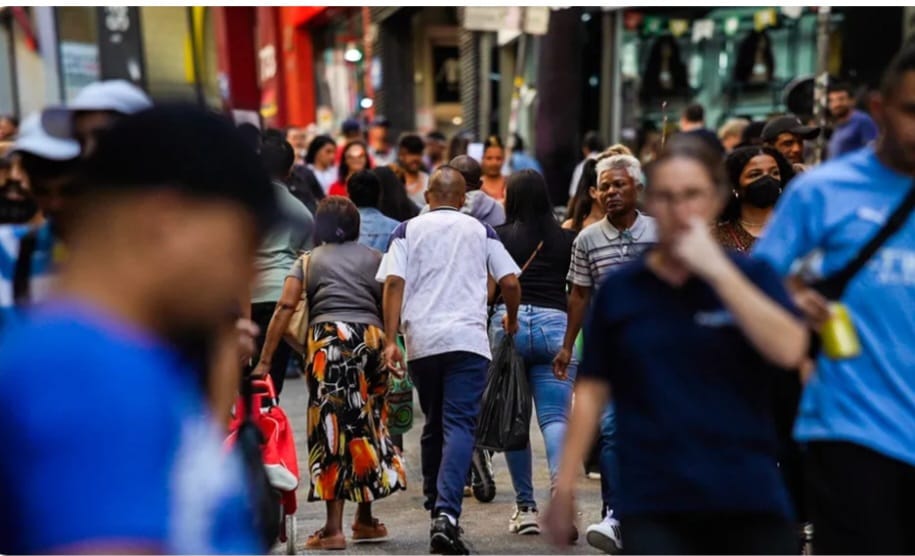 Brasil cresce e chega a 212,5 milhões de habitantes, diz IBGE