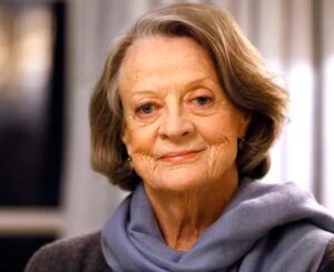 Maggie Smith, atriz de “Harry Potter” e “Downton Abbey”, morre aos 89 anos