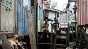 Belém e Manaus têm mais da metade da população em favelas